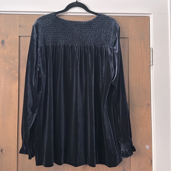 CJ Banks velvet tunic Blouse Top Womens 2X plus size Smocked Pirate Sleeves - Picture 2 of 8